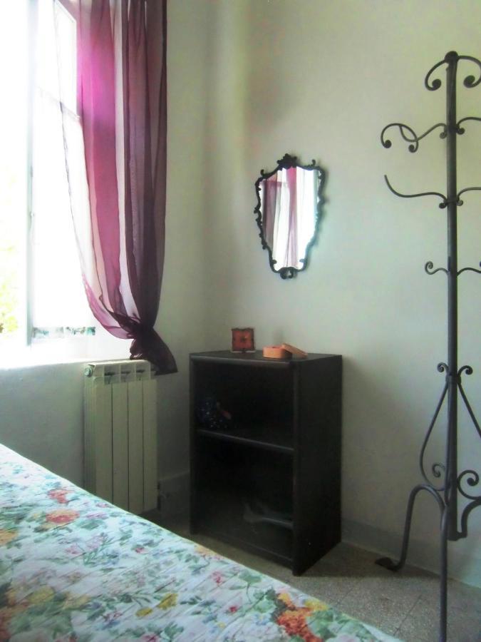 Ca' Perucci Guest House อูร์บีโน ภายนอก รูปภาพ